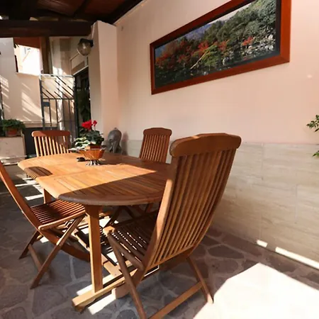 Torretta Bb Couette-café Castel di Leva