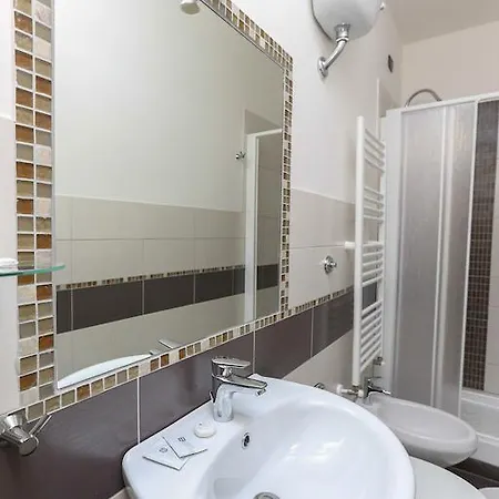 Torretta Bb كاستل دي ليفا